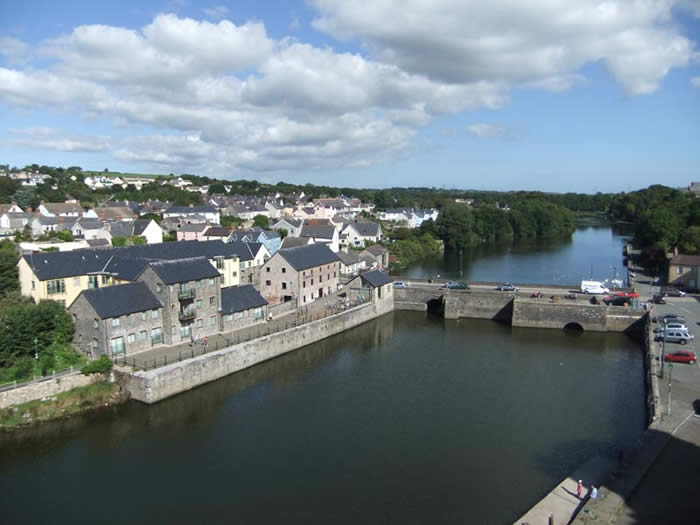 Pembroke Ponds from the Castle by Linda Asman
